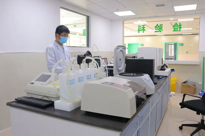 大冶市民家門口的健康守護(hù)站 又一社區(qū)衛(wèi)生服務(wù)中心啟用，檢驗(yàn)檢測(cè)服務(wù)再升級(jí)